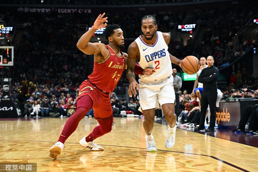 而队友加纳 而队友加纳