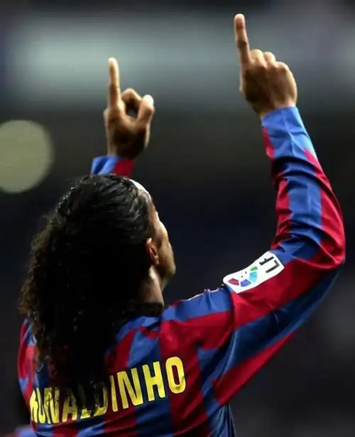 红黑条纹作 红黑条纹作